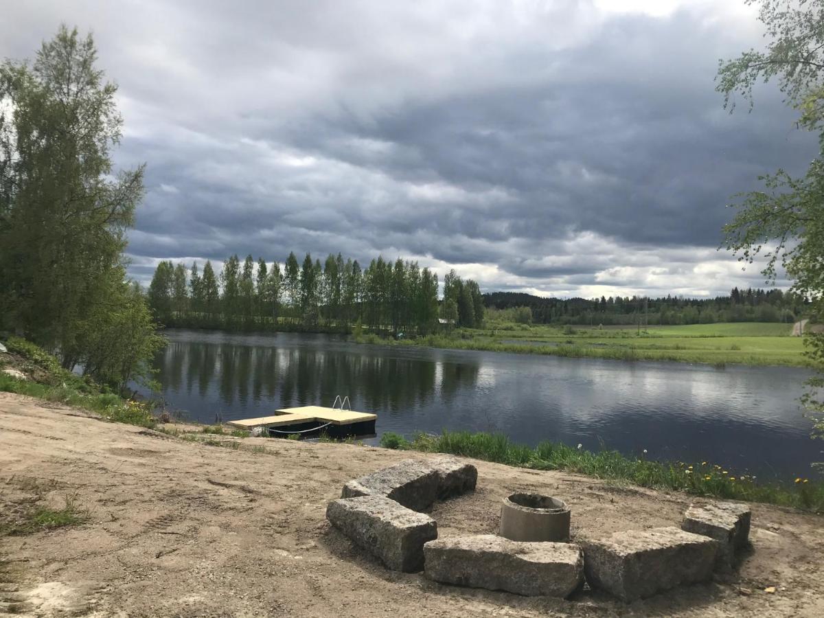 Kartano Kievari Äänekoski Esterno foto