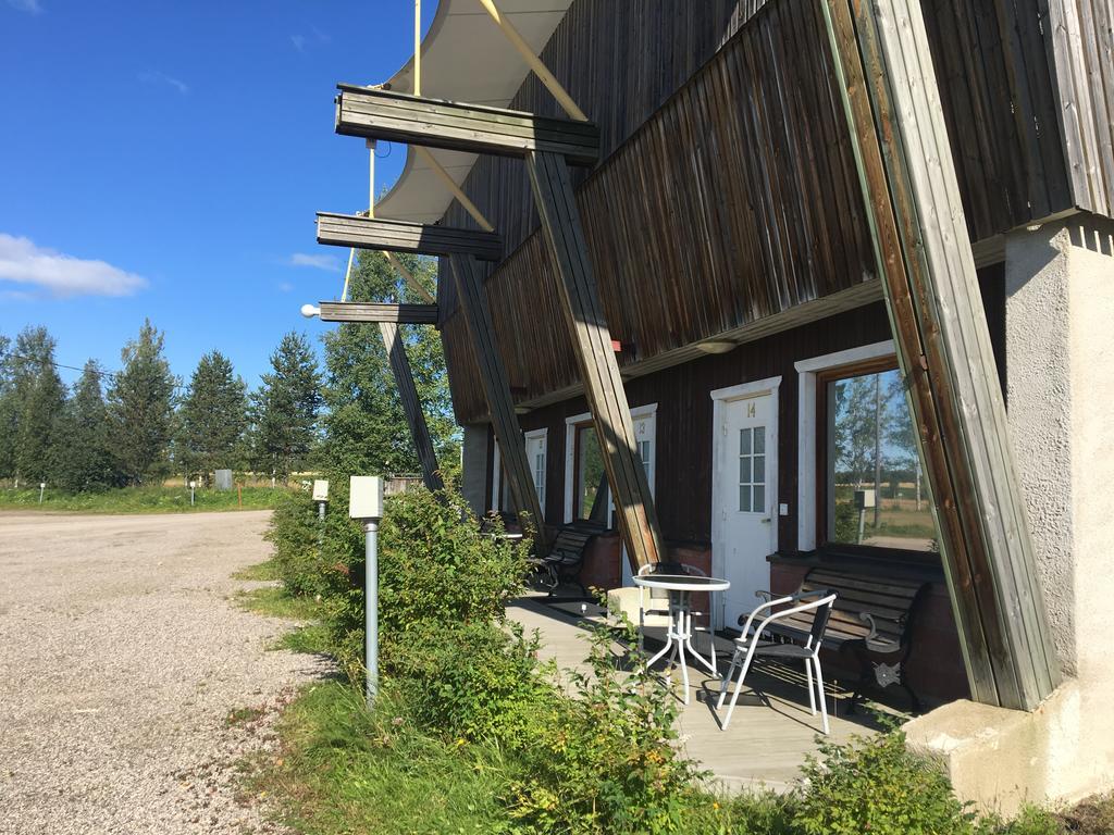 Kartano Kievari Äänekoski Esterno foto